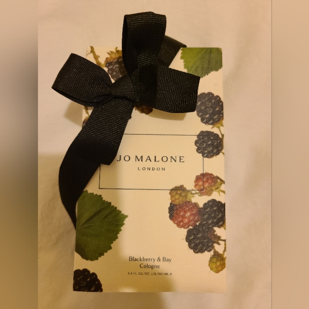 Jo Malone perfume box